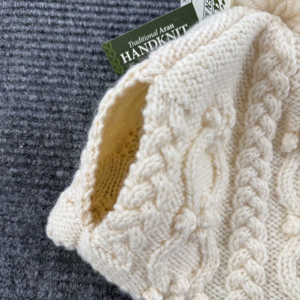Aran Woollen Mills Handknit Tea Cosy Cream Cable Knit Pom Pom Wool